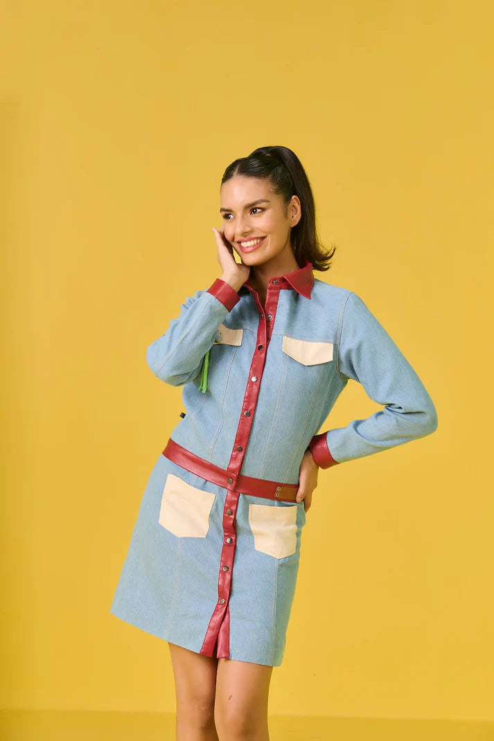 EDNA (Light Blue & Red)