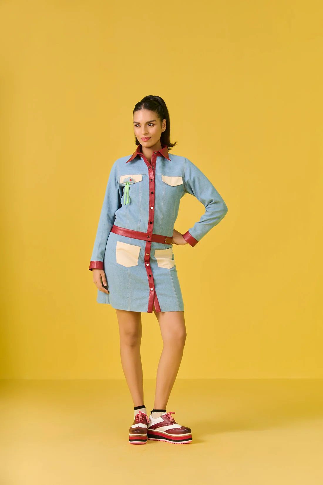 MODE (Light Blue & Red)